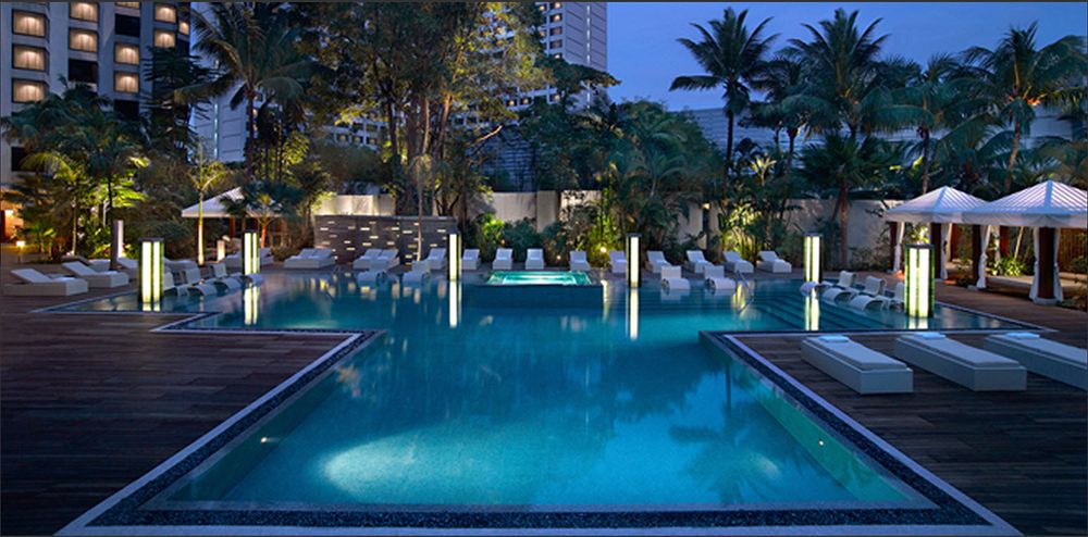 グランド・ハイアット・シンガポール Grand Hyatt Singaporeのスイミングプール