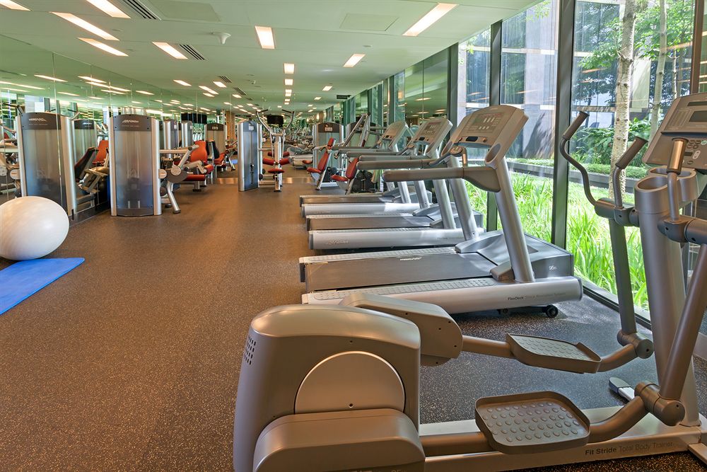 クラウン・プラザ・チャンギ・エアポート Crowne Plaza Changiのフィットネスセンター