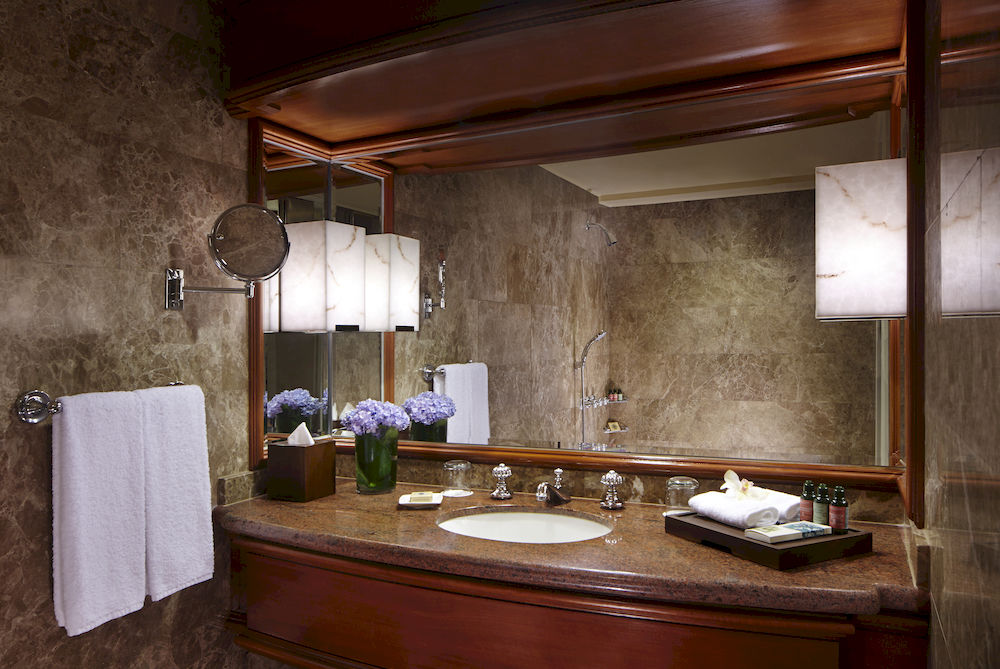 リージェント・シンガポール Regent Singaporeの客室バスルーム