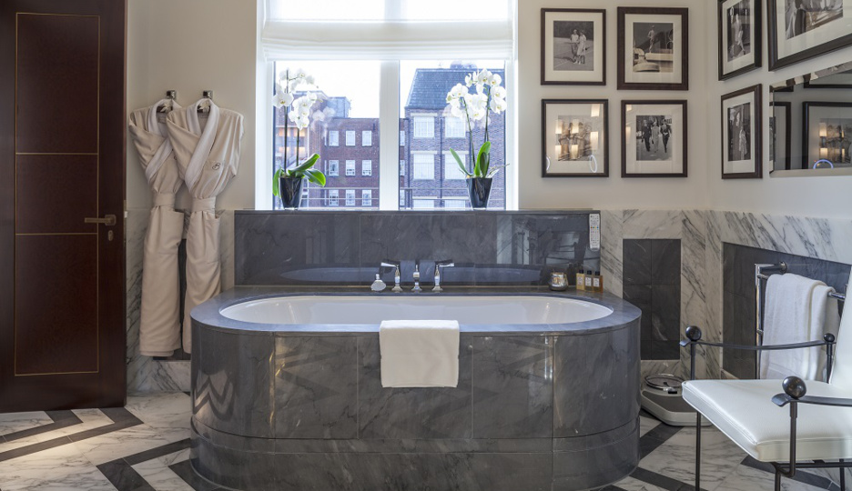 ザ・ボーモントのthe-roosevelt-suiteのバスルーム