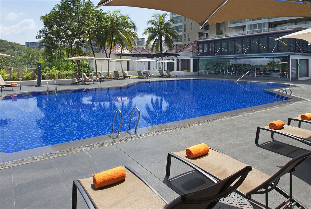 シェラトン・タワーズ・シンガポール Sheraton Towers Singaporeのスイミングプール