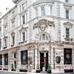 スタイリッシュな内装と快適さを求めたホテル「スレッドニードルス・オートグラフ・コレクション・バイ・マリオット」