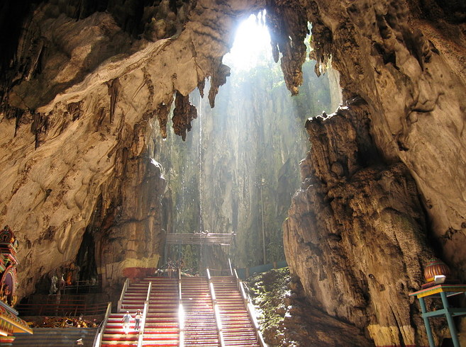 マレーシア：バトゥ洞窟