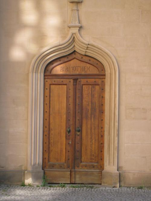 アンナアマリア図書館入口