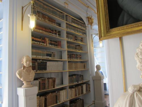 アンナ・アマリア図書館の美しい本棚