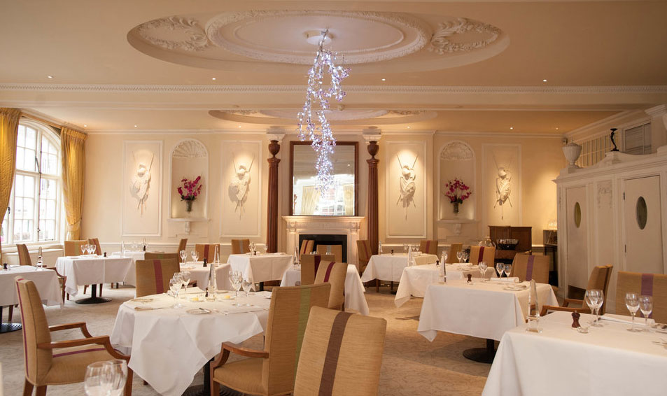 ザ・ゴーリングのレストラン