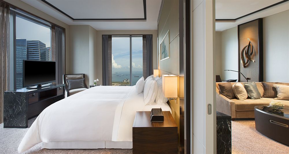 ザ・ウェスティン・シンガポール The Westin Singaporeのリビング付きスイート