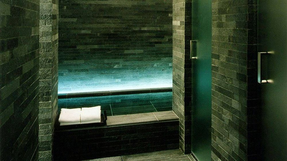 フォーシーズンズ・ホテル丸の内 東京 Four Seasons Hotel Tokyo at Marunouchiのスパ