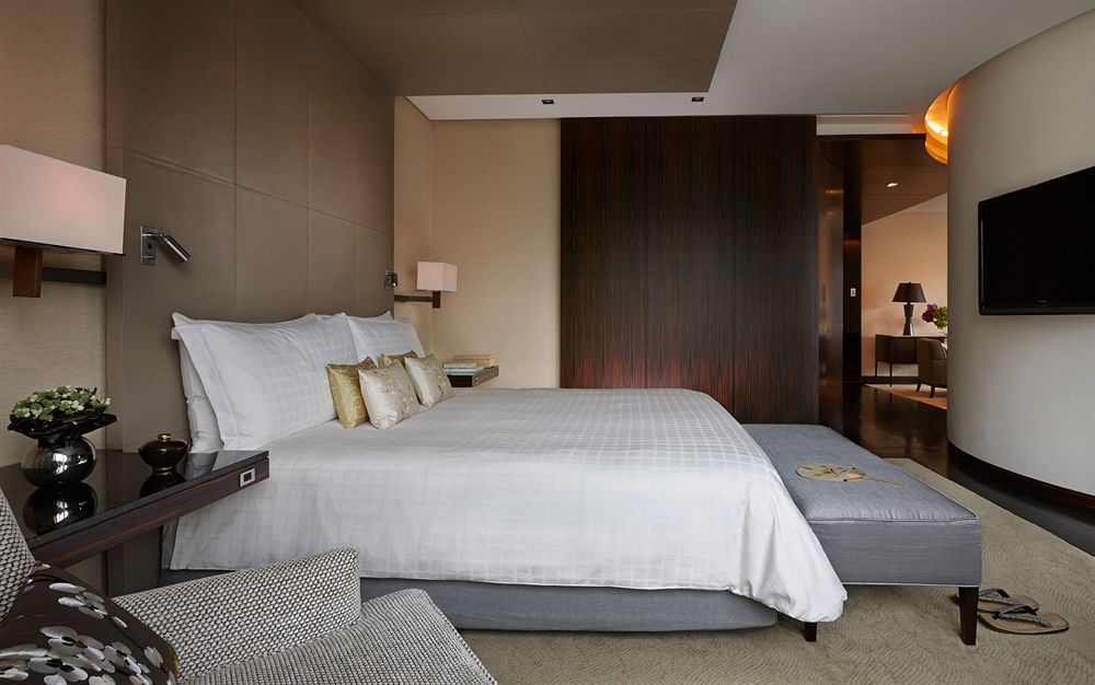 フォーシーズンズ・ホテル丸の内 東京 Four Seasons Hotel Tokyo at Marunouchiの客室