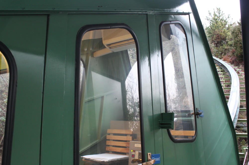 ベネッセ・ハウスのモノレール