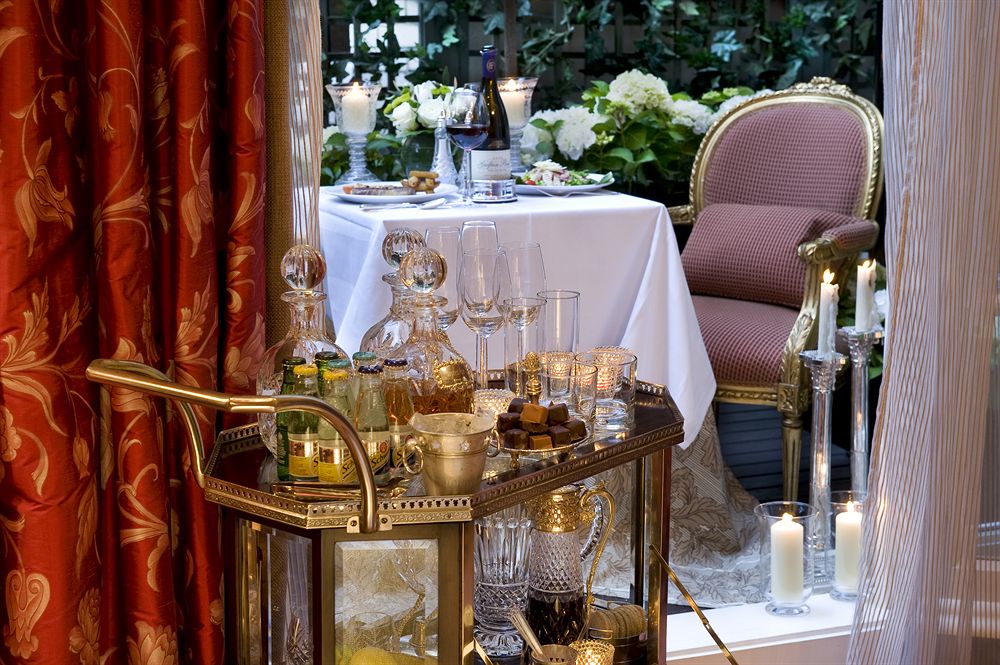 ジ・イーガートン・ハウス・ホテルのカフェ