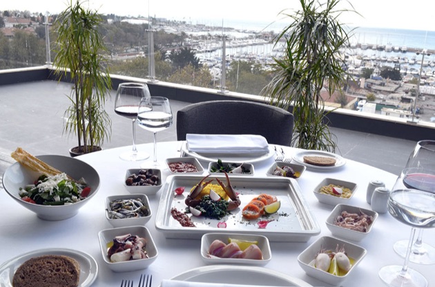 ウーゾ・レストラン