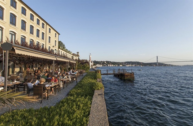 スマハン・オン・ザ・ウォーターの全景