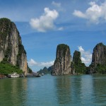 絶景の中をクルーズ！ベトナム「ハロン湾」の魅力とは