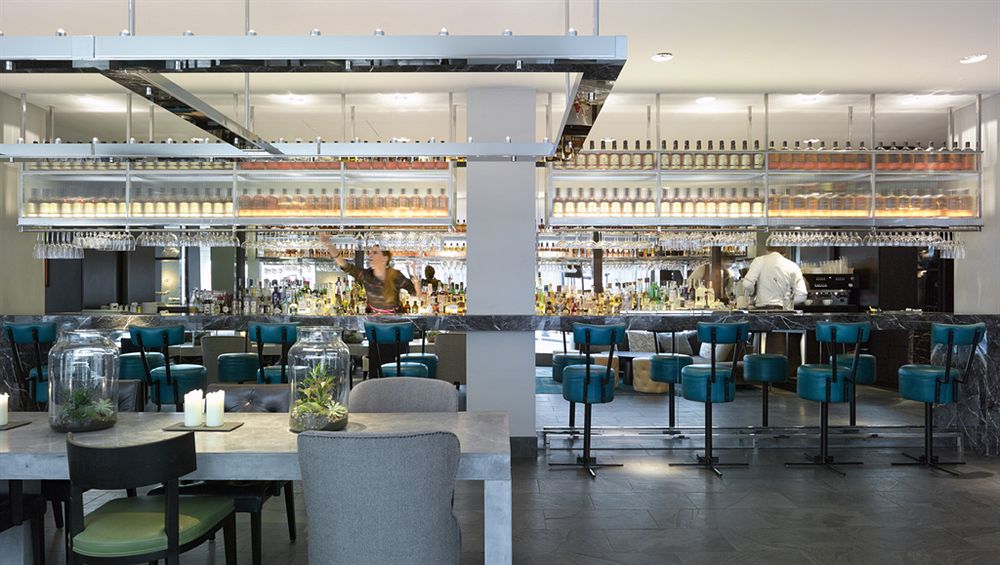 サウス・プレイス・ホテルのバー&グリル