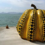 アートを感じる滞在を満喫する直島を芸術の島にした「ベネッセ・ハウス」