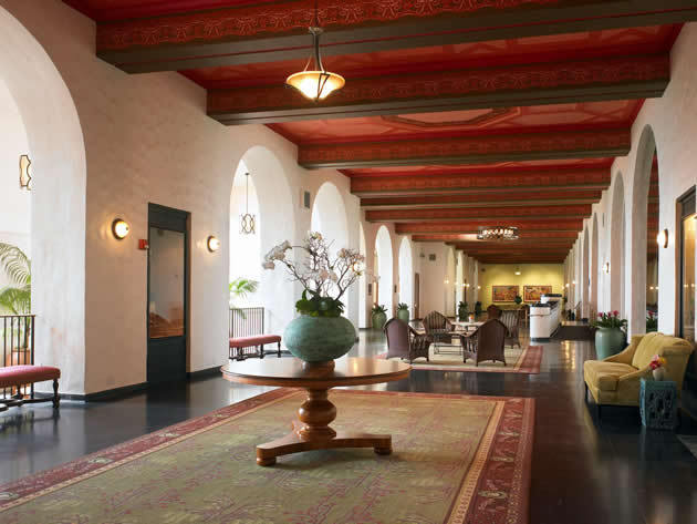 ザ・ロイヤル・ハワイアンのロビー