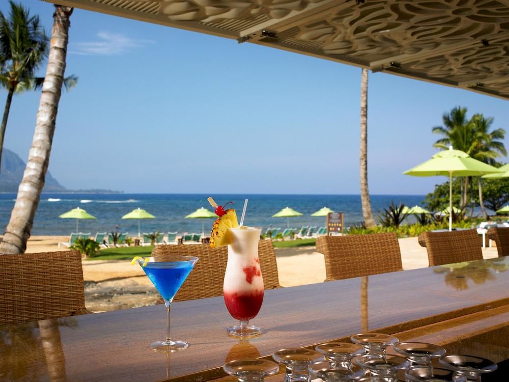 セント・レジス・プリンスヴィル・リゾート The St. Regis Princeville Resortのプールバー