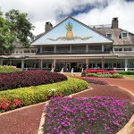 豊かな緑に包まれたラナイ島に建つ英国カントリー調の高級リゾート「フォーシーズンズ・リゾート・ラナイ・ザ・ロッジ・アット・コエレ」