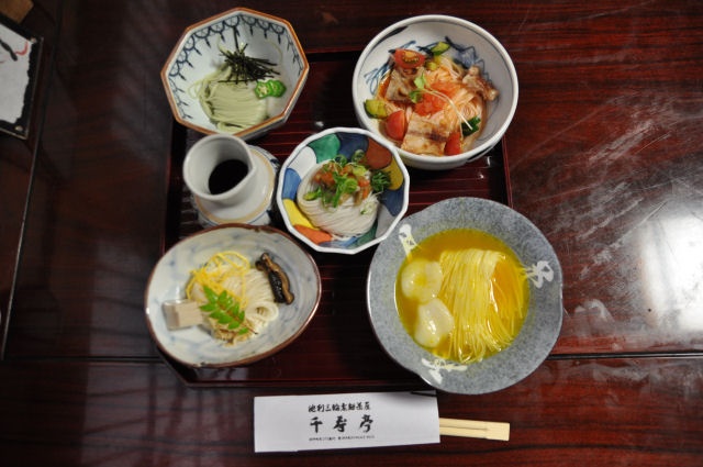 三輪素麺の会席料理