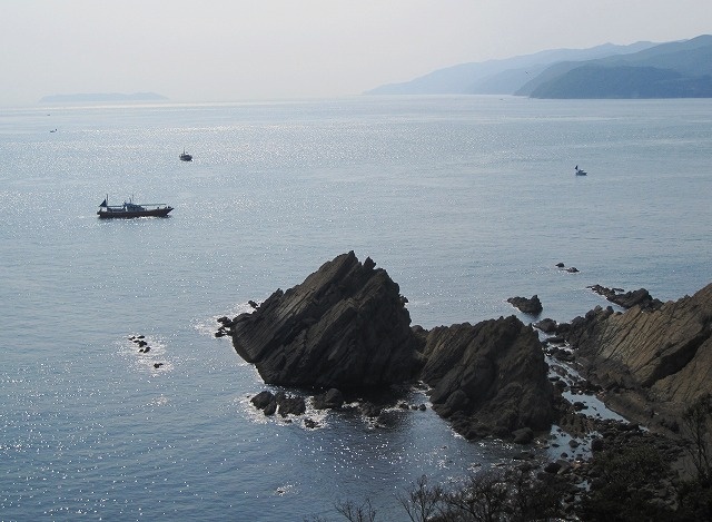 友ヶ島 コウの巣山 展望台 見下ろした海