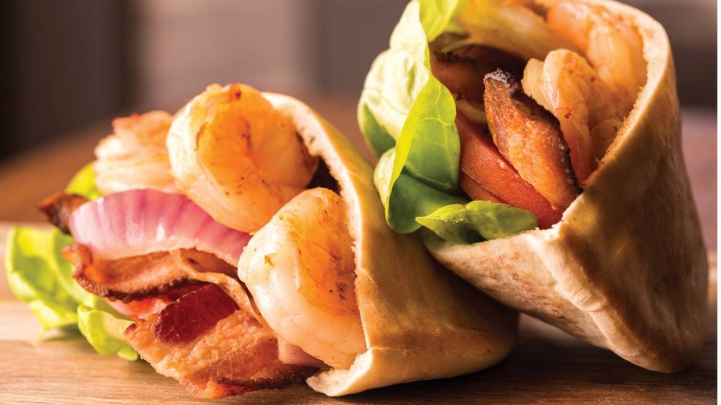 フォーシーズンズ・リゾート・ラナイ・アット・マネレ・ベイ Four Seasons Resort Hawaii, Lanai at Manele Bayのレストラン