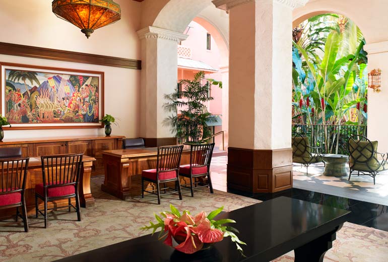 ザ・ロイヤル・ハワイアンのデスク