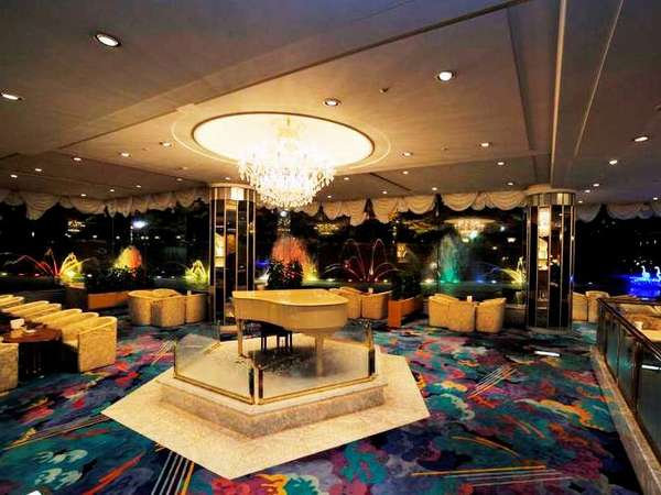 ホテルスプリングス幕張のラウンジ