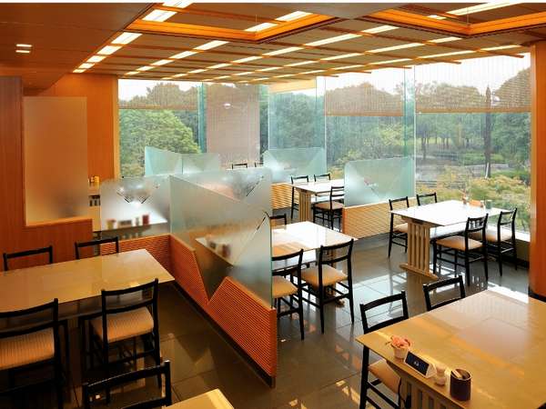 ホテルスプリングス幕張の日本料理レストラン