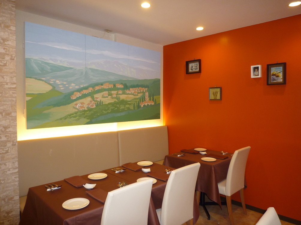 クチーナ　イタリアーナ　ディンミ