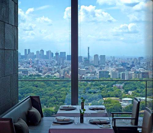 ザ・レストラン by アマンの窓際の席