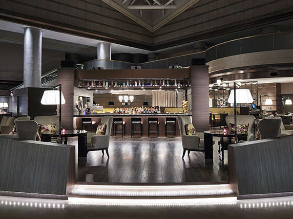 東京マリオットホテルのレストランラウンジ