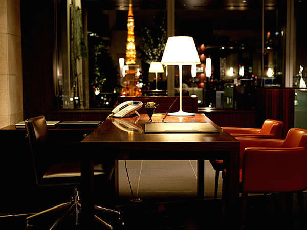 パークホテル東京のロビー