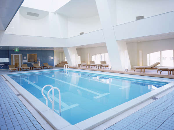 ハイアット リージェンシー 東京のプール