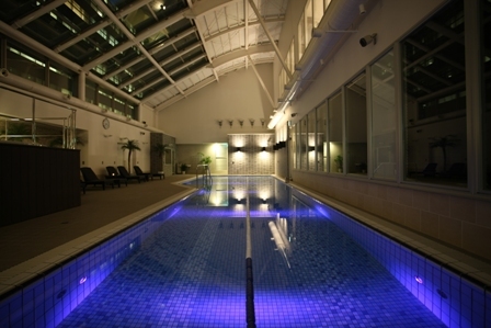 ホテルメトロポリタンのプール