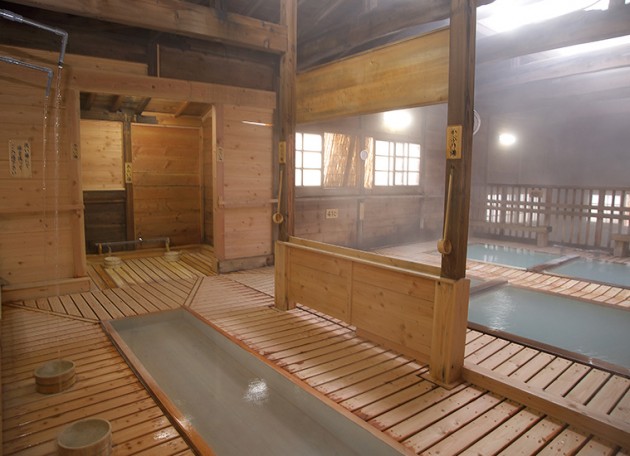 かぶり湯　うたせ湯