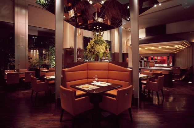 庭のホテル 東京のレストラン