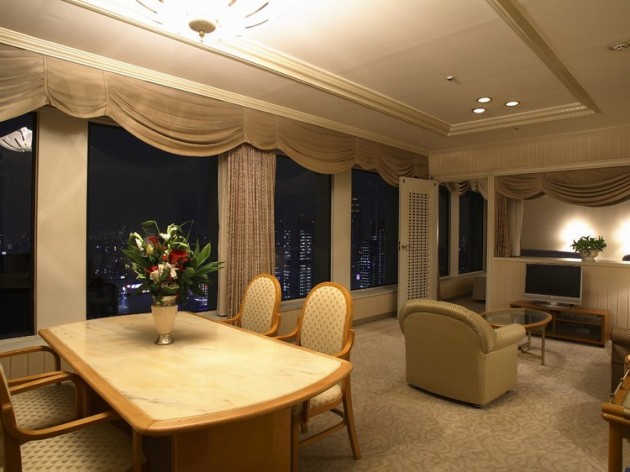 京王プラザホテルの客室