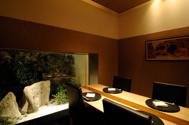 庭のホテル 東京のレストラン