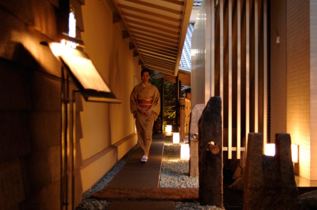 庭のホテル 東京のレストラン