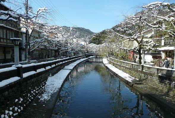 冬の城崎温泉