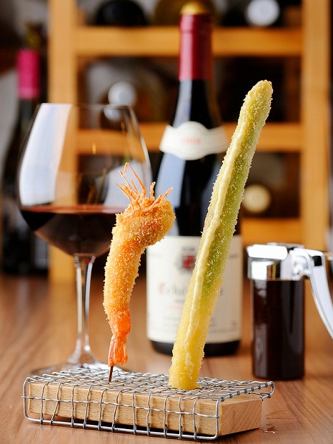 串揚げとワインのマリアージュ