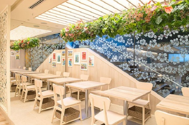 カフェ・カイラの内観