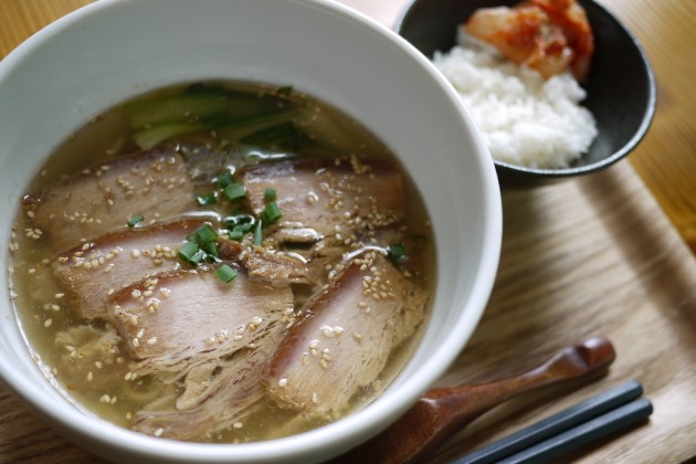 やんばるギチェット　島豚そば