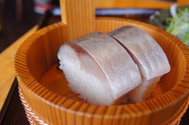 大津　古蝶庵 鯖寿司