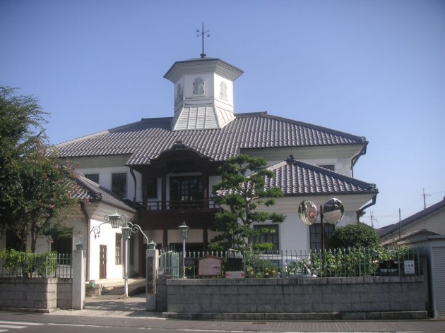近江八幡市 白雲館