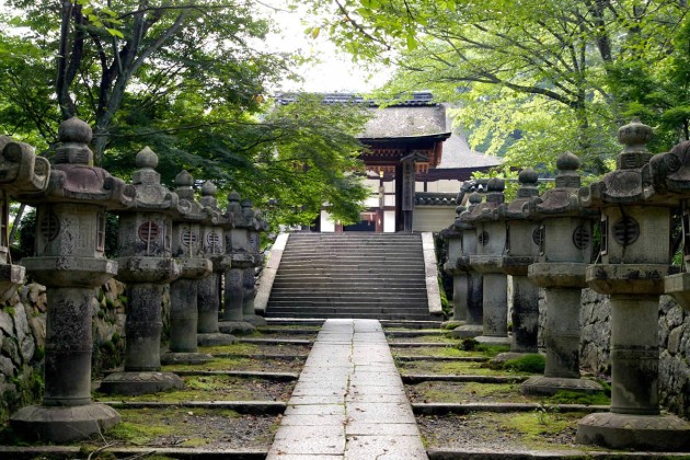 大津市　園城寺（三井寺） 境内