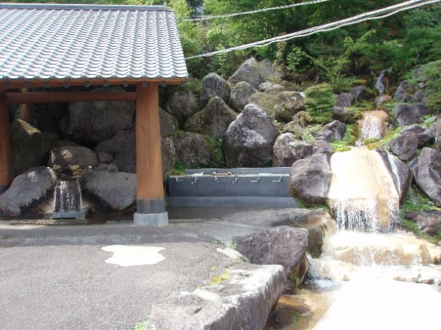 長湯温泉飲泉場