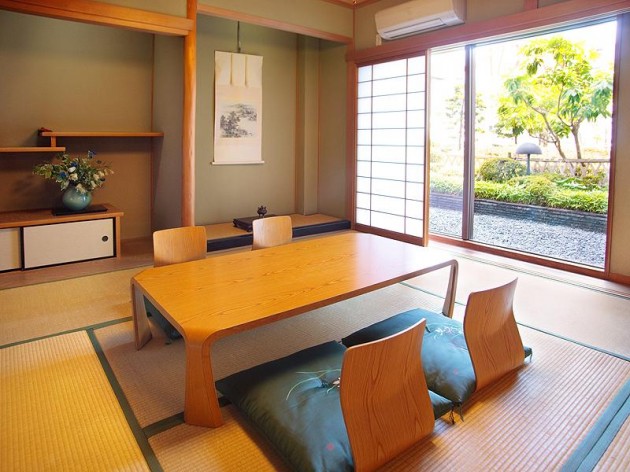 ザ クラウンパレス新阪急高知の客室一例2