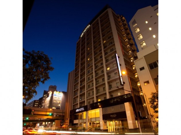 アパホテル＜御堂筋本町駅前＞ の外観